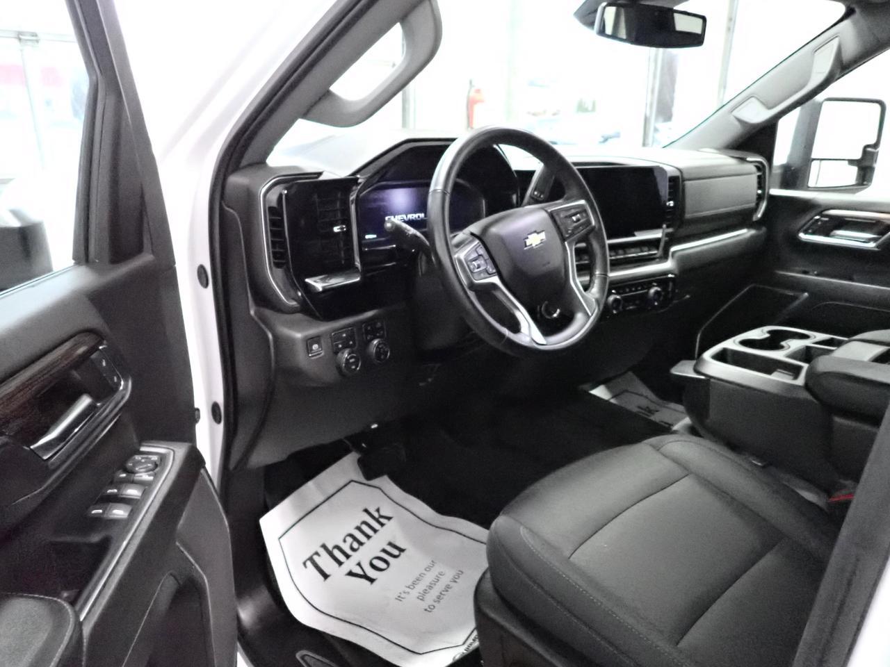 2024 Chevrolet Silverado 2500HD LT 4WD CREW CAB Listowel ON