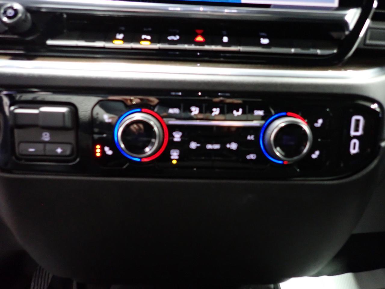 2024 Chevrolet Silverado 2500HD LT 4WD CREW CAB Listowel ON