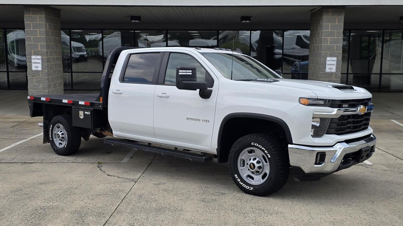 2024 Chevrolet Silverado 2500HD LT 4WD Crew Cab 8.5FT Flatbed W/Convenience Package and Power Seat Concord NC