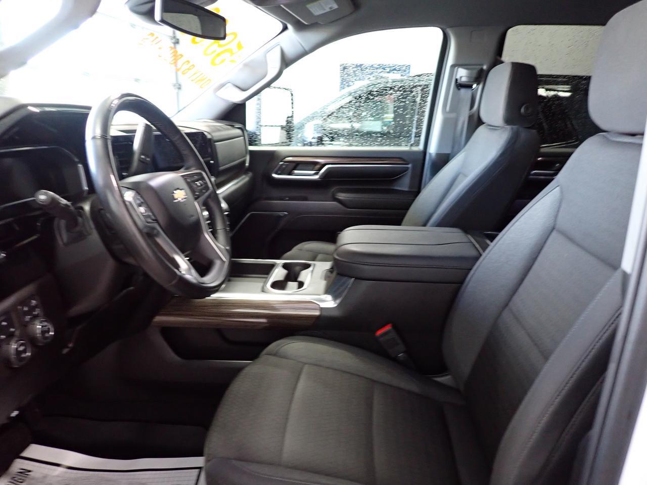 2024 Chevrolet Silverado 2500HD LT 4WD Listowel ON