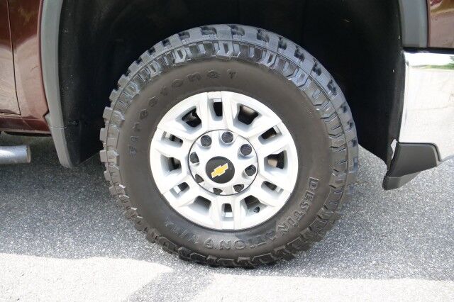 2024 Chevrolet Silverado 2500HD LT 4X4 / Convenience Package / Heat Package! High Point NC