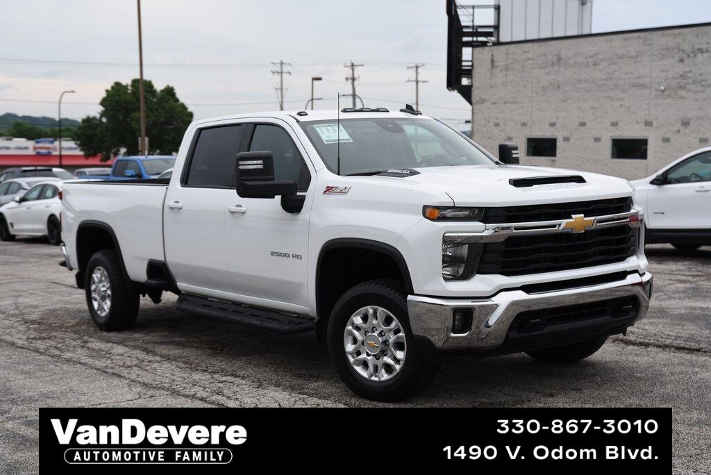 2024 Chevrolet Silverado 2500HD LT Akron
