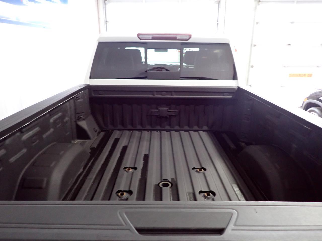 2024 Chevrolet Silverado 2500HD LT CREW CAB 4WD *DIESEL* LEATHER BUCKETS Z71 SUNROOF 6.5 BOX Listowel ON
