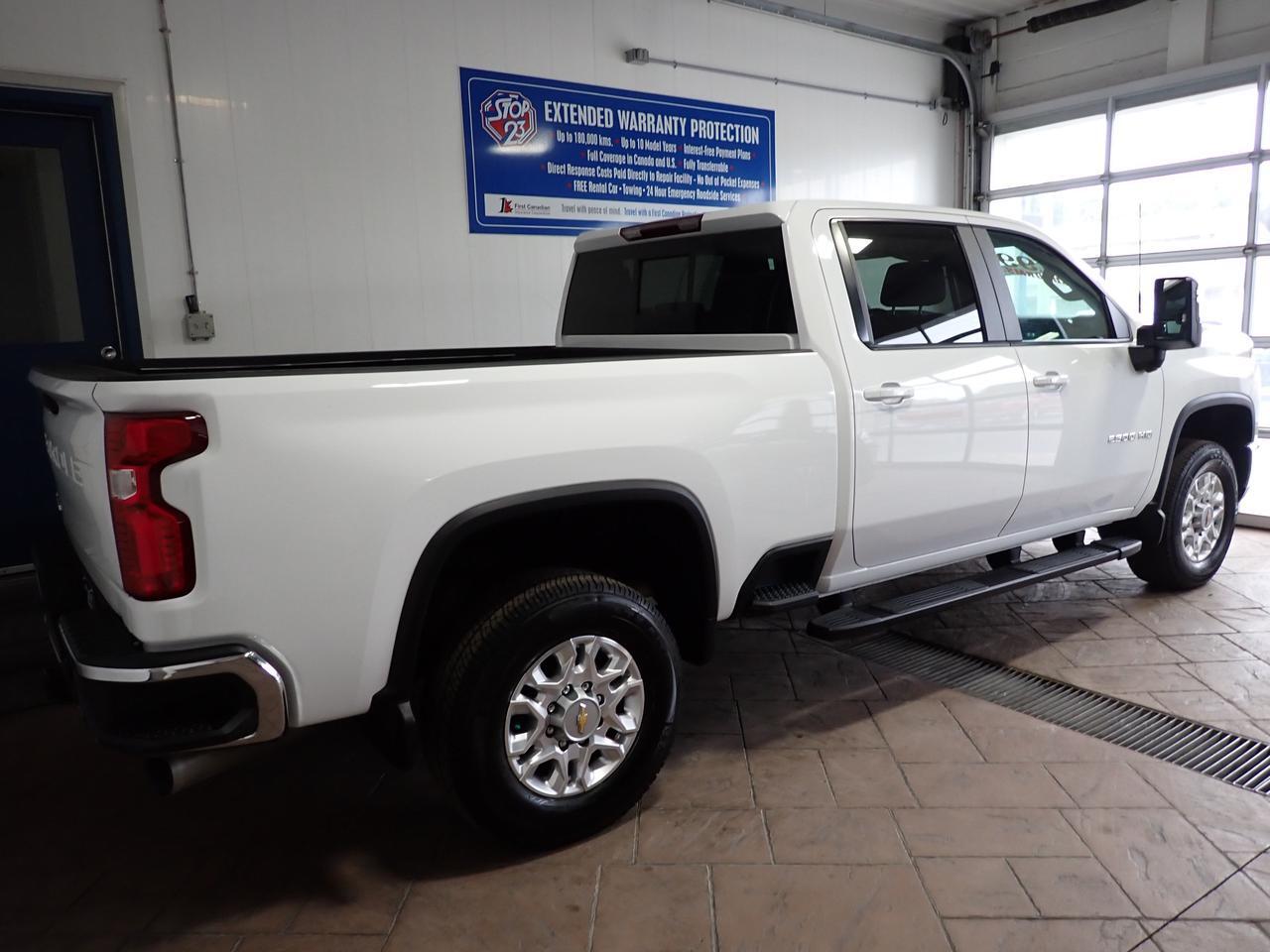 2024 Chevrolet Silverado 2500HD LT CREW CAB 4WD *DIESEL* LEATHER BUCKETS Z71 SUNROOF 6.5 BOX Listowel ON