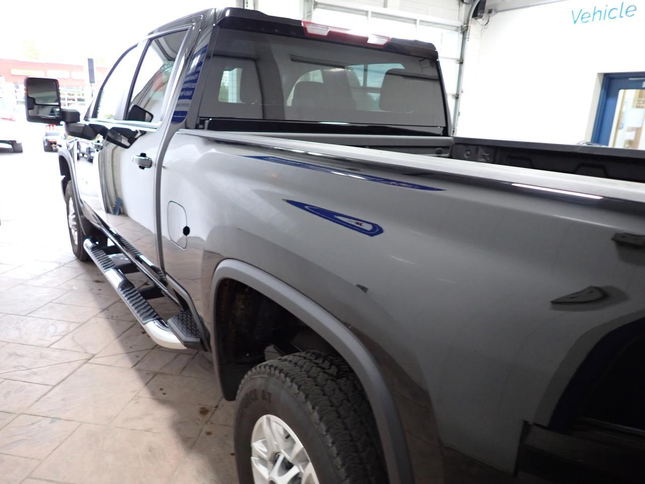 2024 Chevrolet Silverado 2500HD LT CREW CAB 4WD *DIESEL* LEATHER NAVI Listowel ON