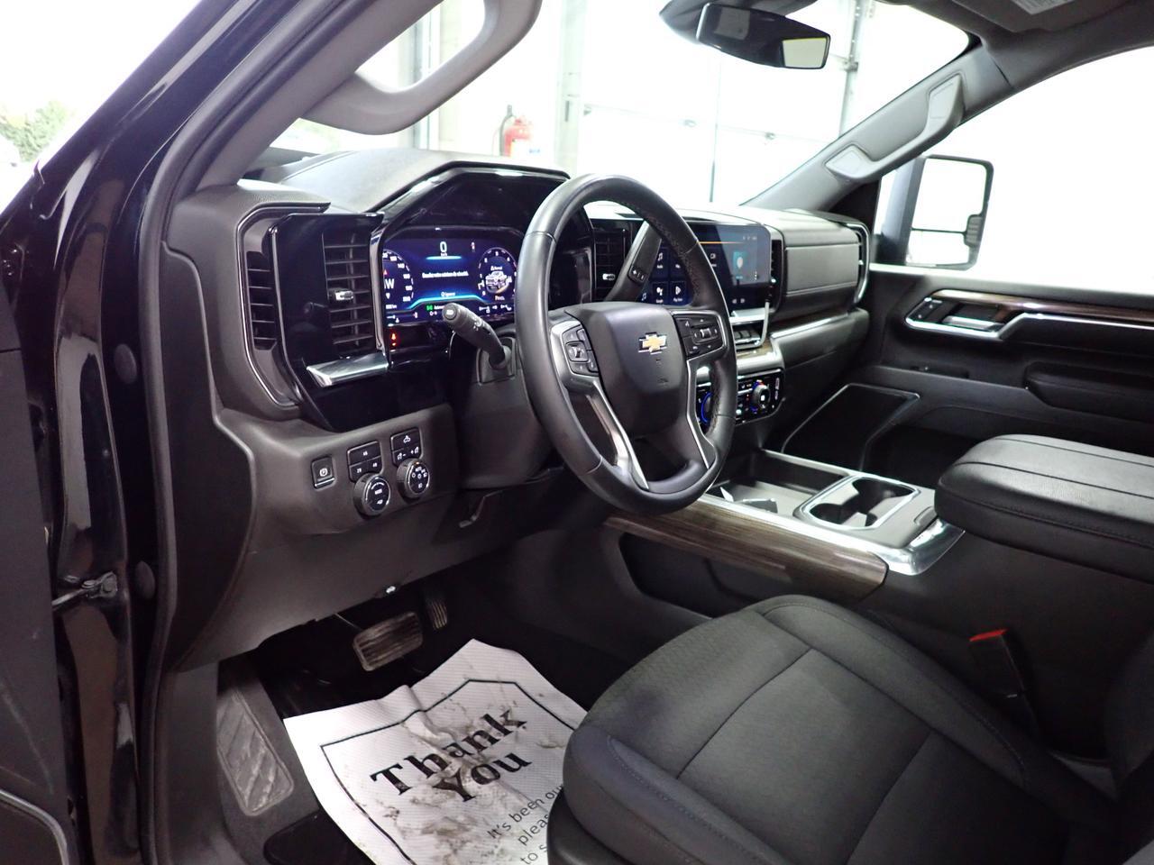 2024 Chevrolet Silverado 2500HD LT CREW CAB 4WD *DIESEL* LEATHER NAVI Listowel ON