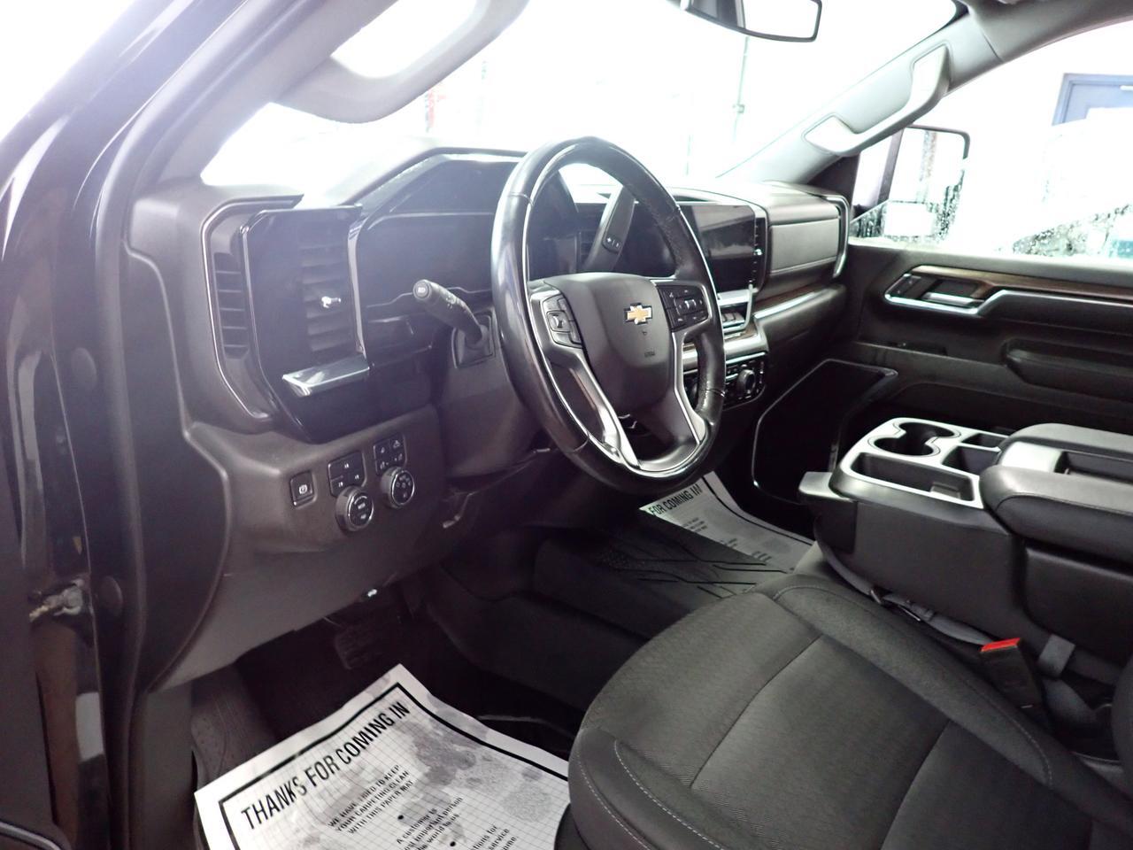 2024 Chevrolet Silverado 2500HD LT CREW CAB 4WD Listowel ON