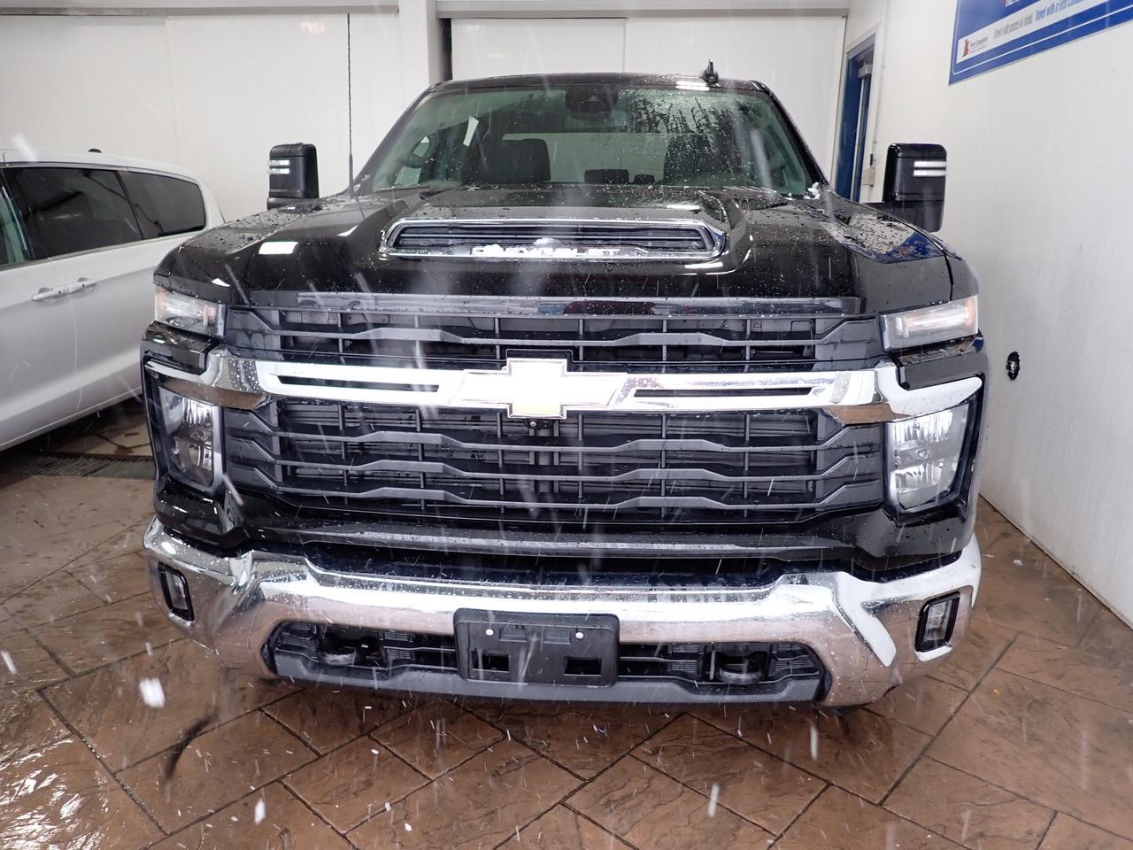 2024 Chevrolet Silverado 2500HD LT CREW CAB 4WD Listowel ON