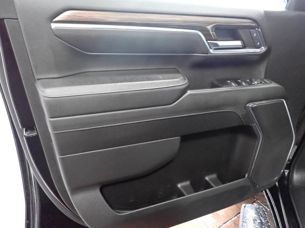 2024 Chevrolet Silverado 2500HD LT CREW CAB 4WD Listowel ON