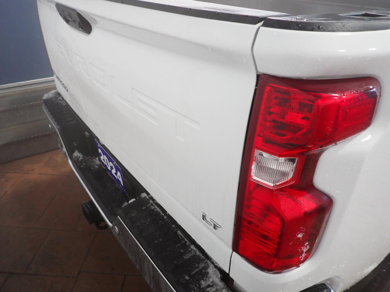 2024 Chevrolet Silverado 2500HD LT CREW CAB 4WD Listowel ON