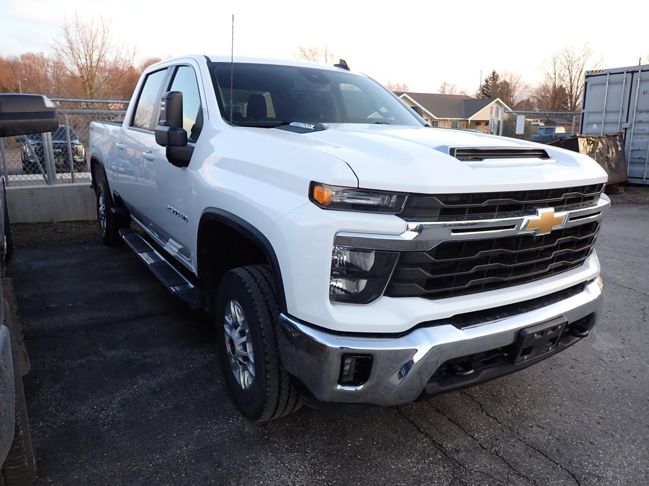 2024 Chevrolet Silverado 2500HD LT CREW CAB 4WD