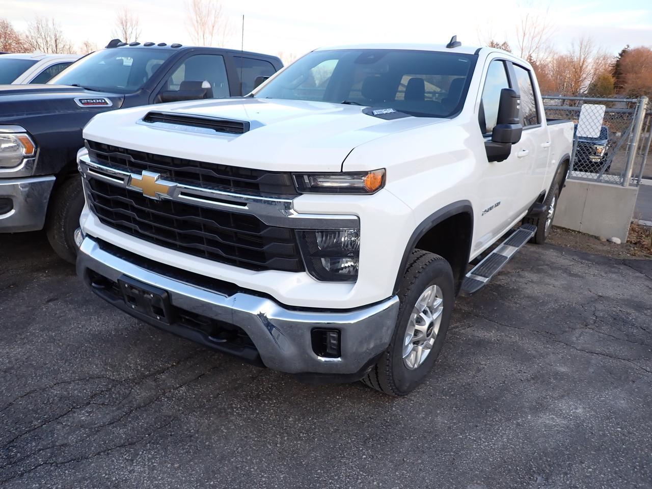 2024 Chevrolet Silverado 2500HD LT CREW CAB 4WD Listowel ON