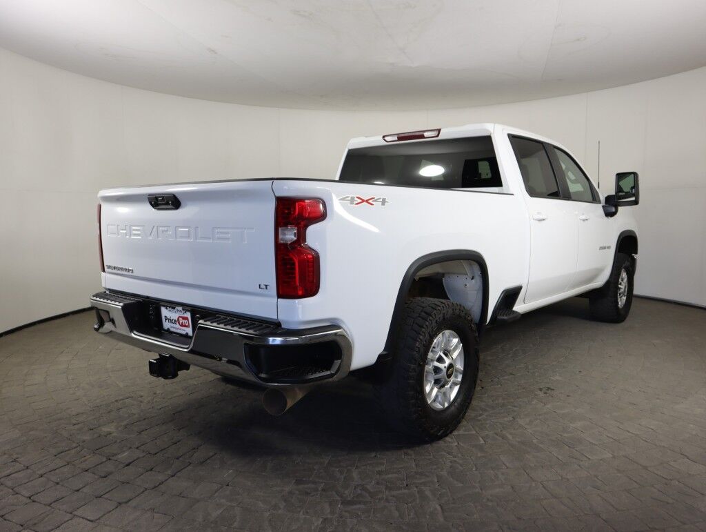 2024 Chevrolet Silverado 2500HD LT Duramax 6.6 Turbo-Diesel Crew Cab 159 LT 4WD Maumee OH