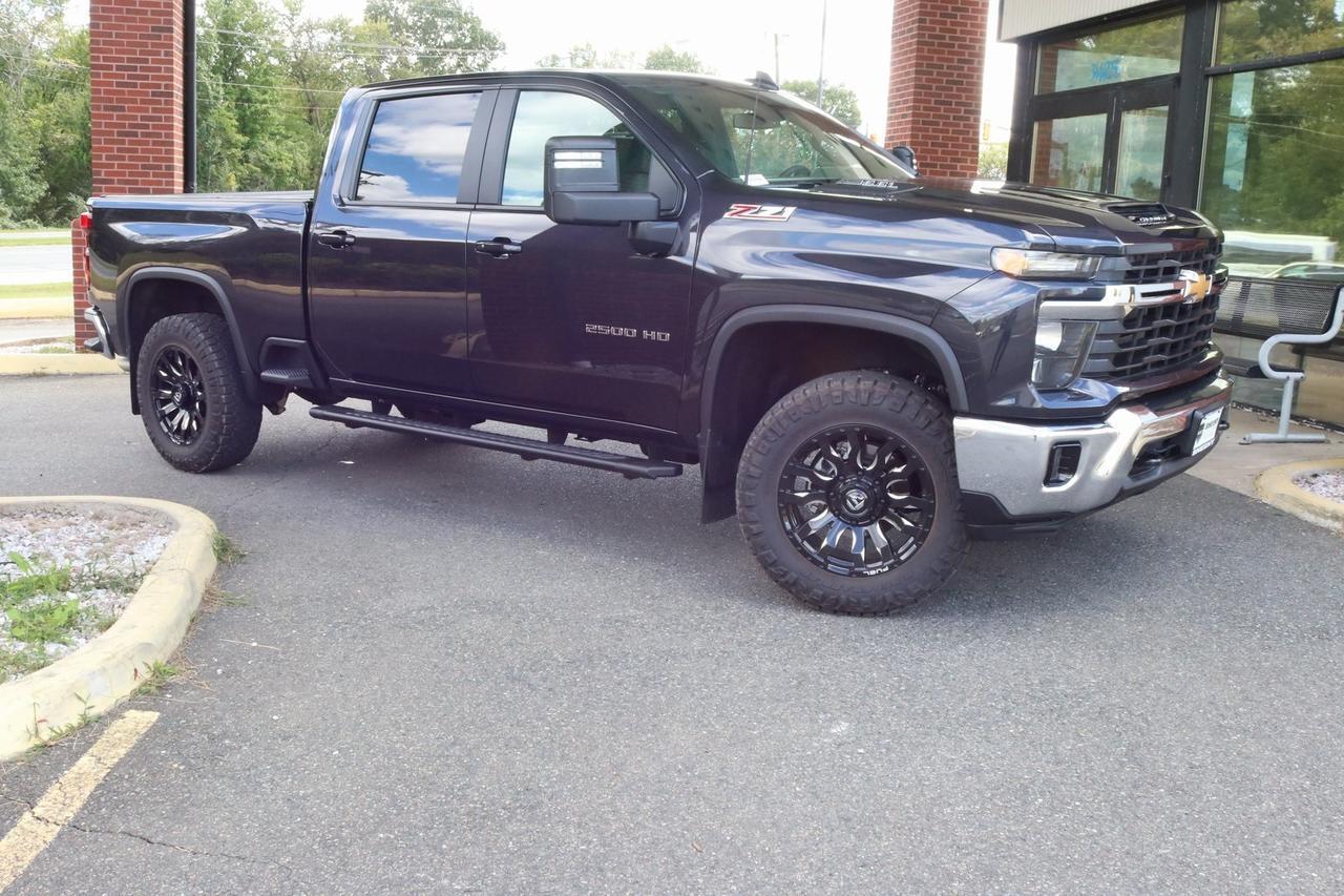2024 Chevrolet Silverado 2500HD LT