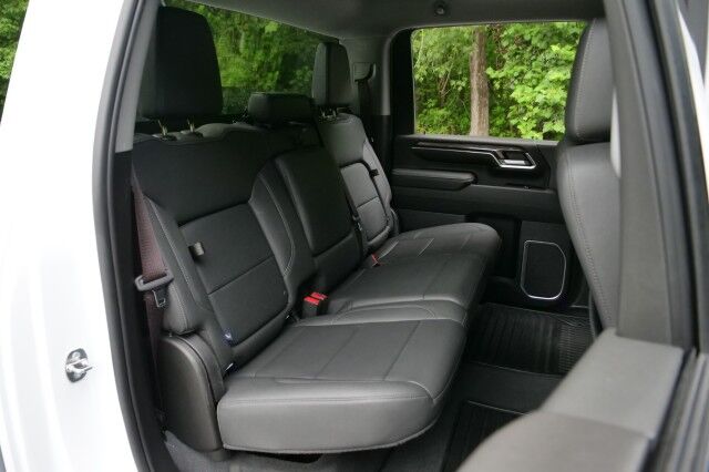 2024 Chevrolet Silverado 2500HD LTZ 4X4 / Heated Seats / Duramax Turbo Diesel! High Point NC