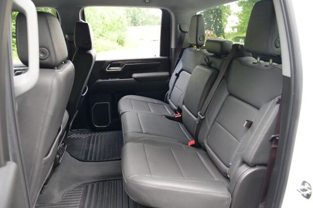 2024 Chevrolet Silverado 2500HD LTZ 4X4 / Heated Seats / Duramax Turbo Diesel! High Point NC