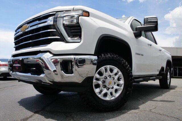 2024 Chevrolet Silverado 2500HD LTZ 4X4 / Heated Seats / Duramax Turbo Diesel! High Point NC
