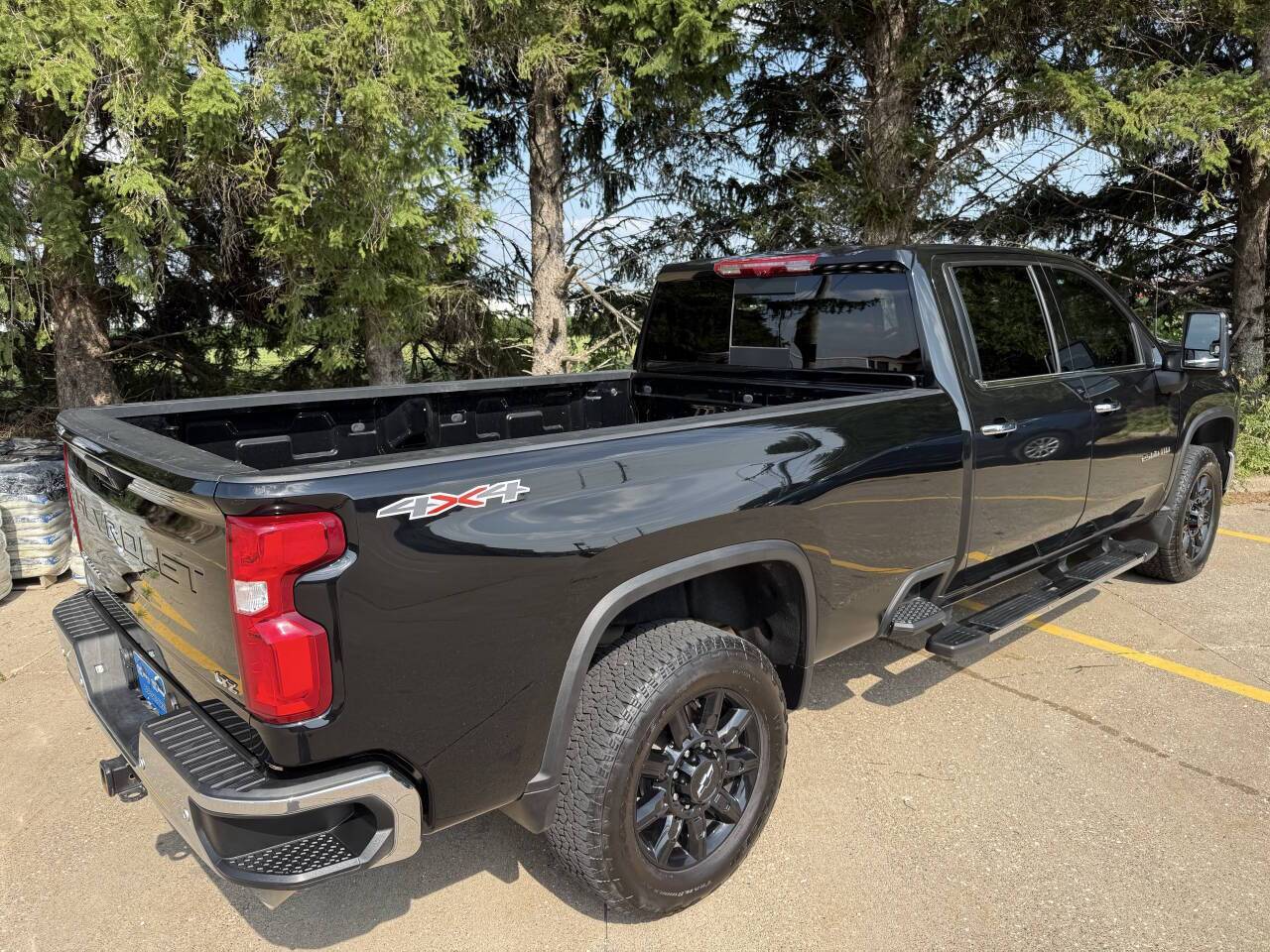 2024 Chevrolet Silverado 2500HD LTZ 4x4 4dr Crew Cab LB Eldridge IA