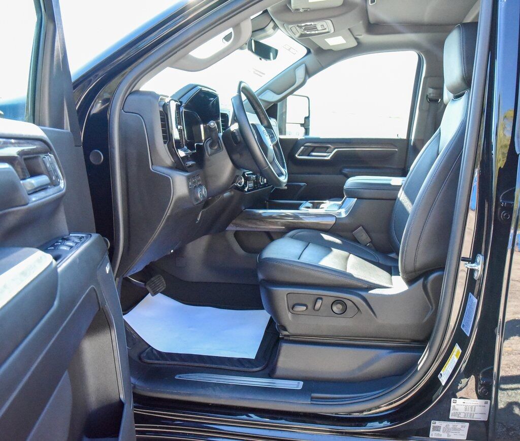 2024 Chevrolet Silverado 2500HD LTZ Akron