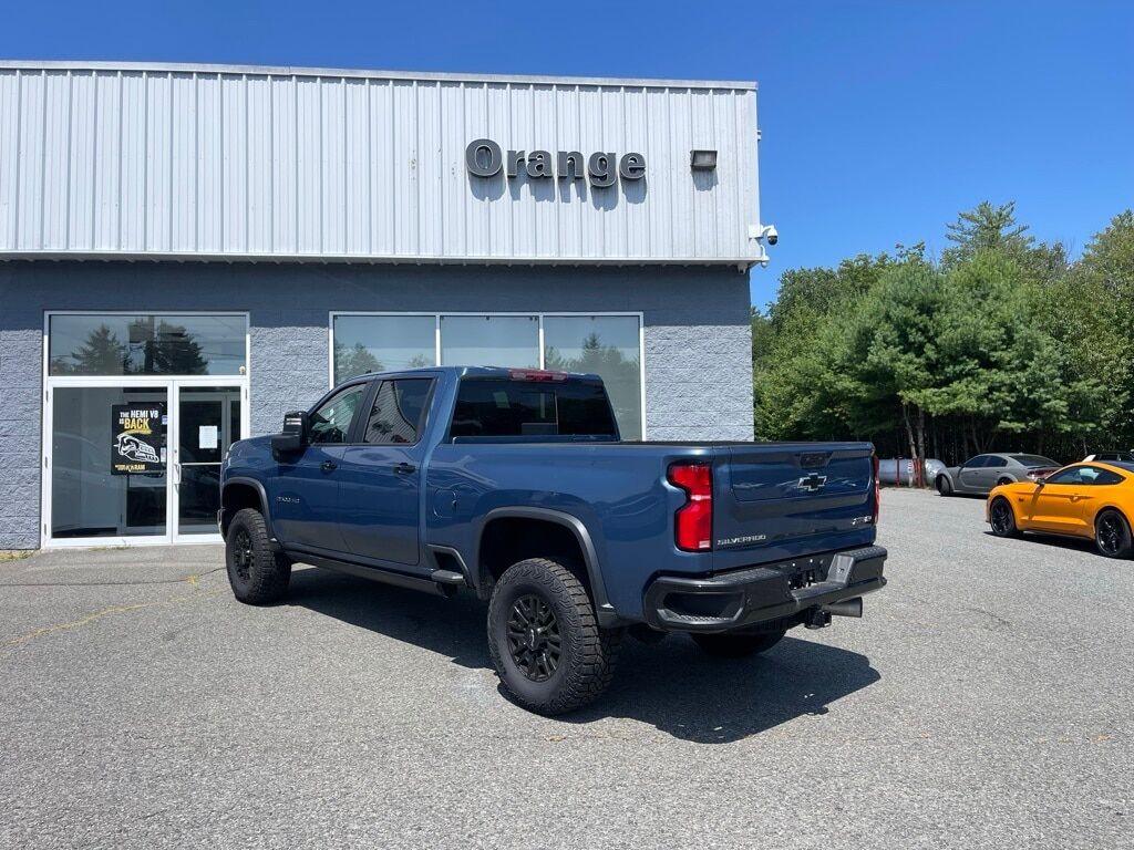 2024 Chevrolet Silverado 2500HD ZR2 Orange MA