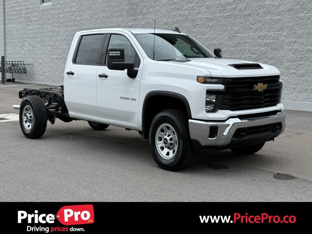 2024 Chevrolet Silverado 3500HD 4WD Crew Cab Chassis Maumee OH