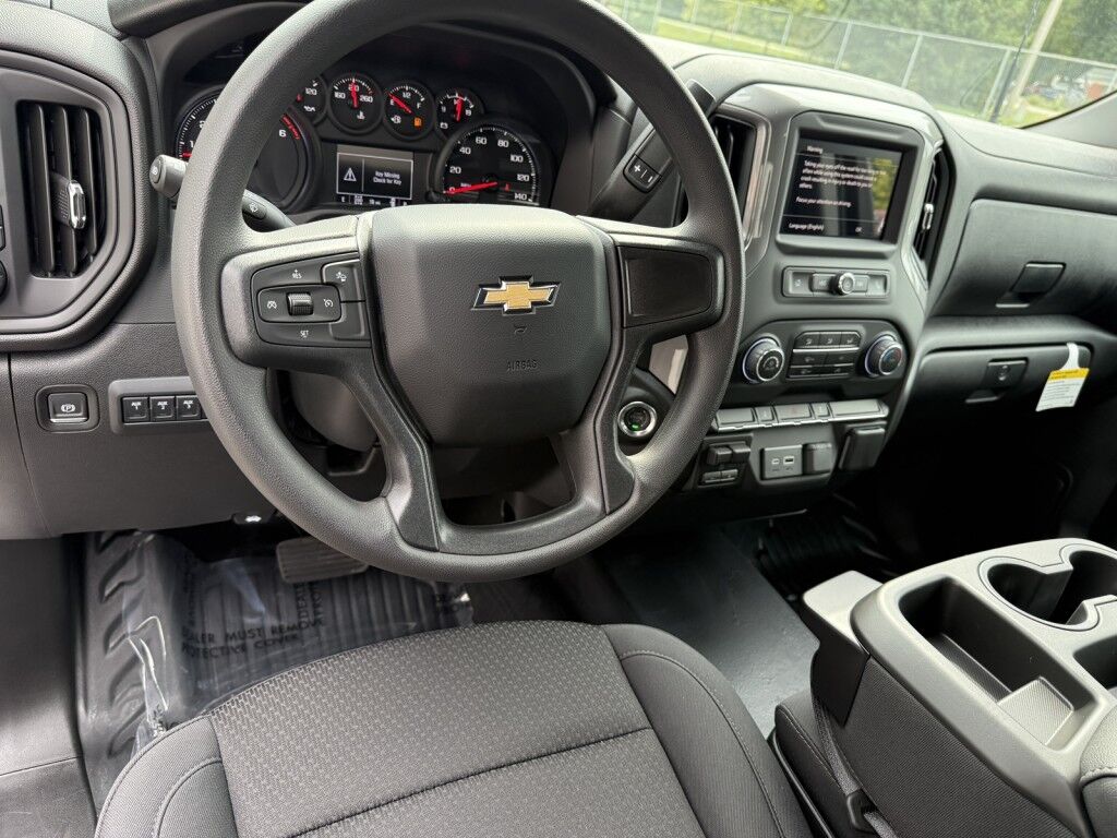 2024 Chevrolet Silverado 3500HD 4WD Crew Cab Chassis Maumee OH