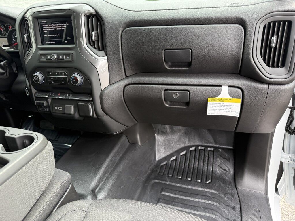 2024 Chevrolet Silverado 3500HD 4WD Crew Cab Chassis Maumee OH