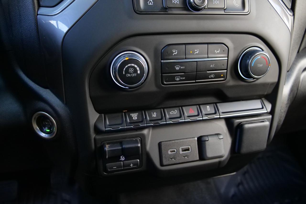 2024 Chevrolet Silverado 3500HD 4X4 / DRW / Norstar Flatbed / Duramax Diesel! Lincolnton NC