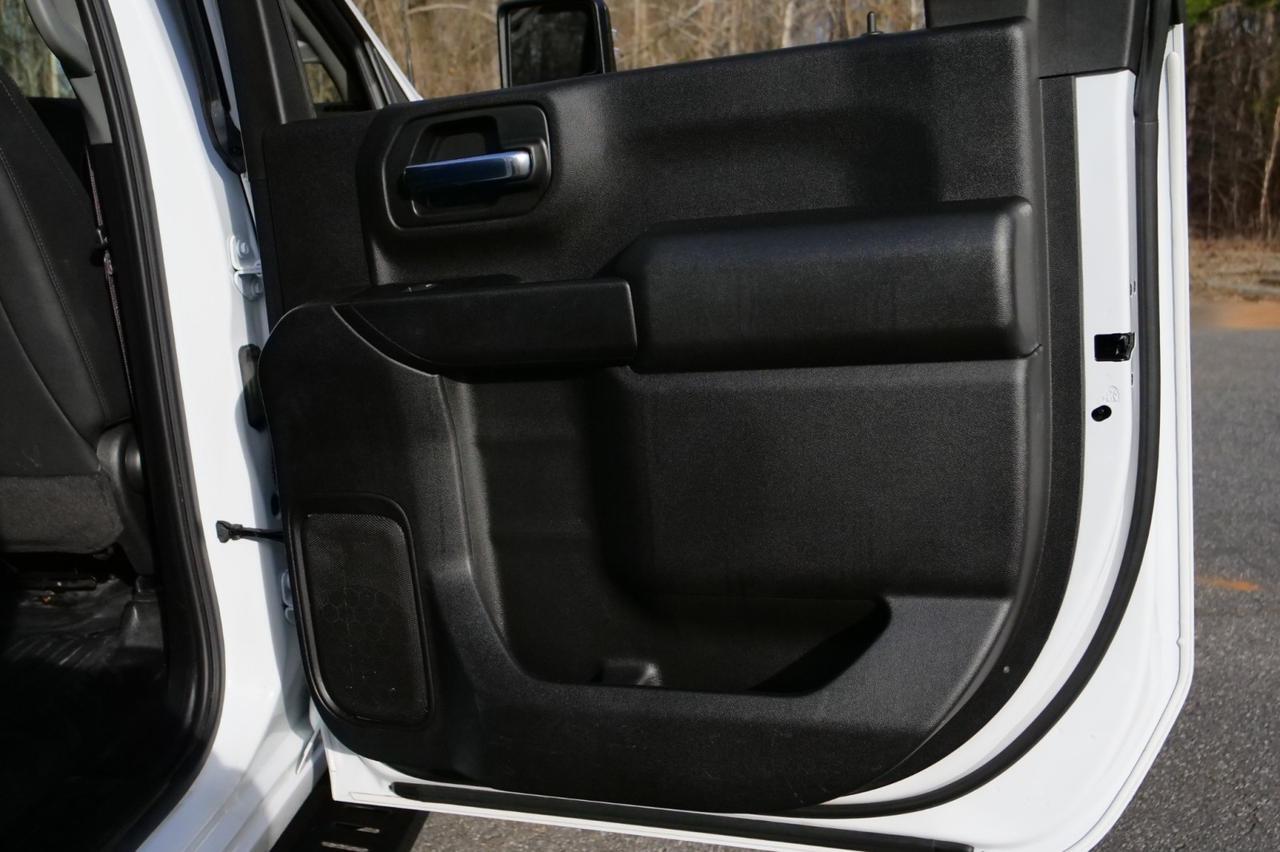 2024 Chevrolet Silverado 3500HD 4X4 / DRW / Norstar Flatbed / Duramax Diesel! Lincolnton NC