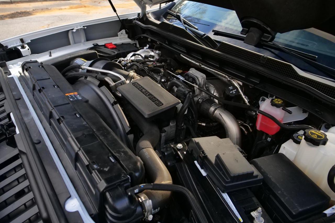 2024 Chevrolet Silverado 3500HD 4X4 / DRW / Norstar Flatbed / Duramax Diesel! Lincolnton NC