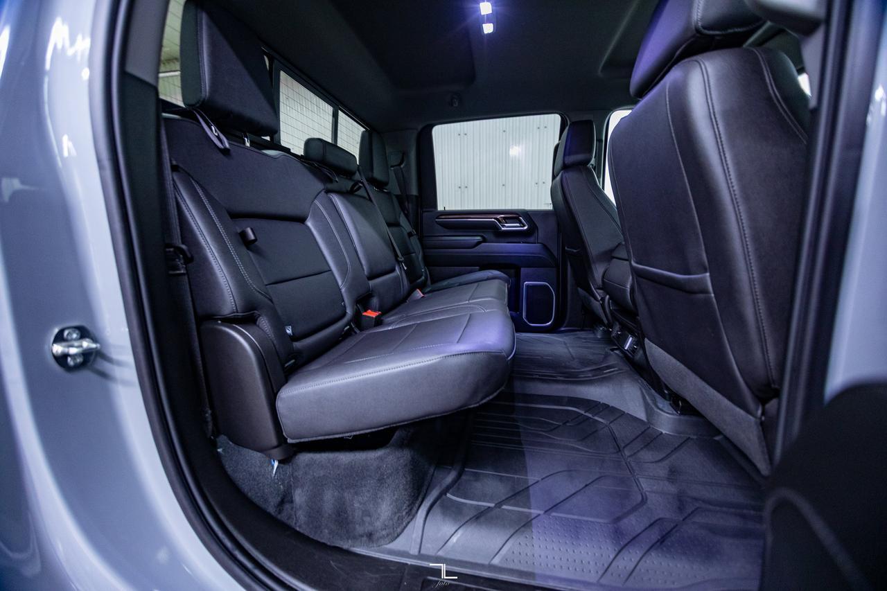 2024 Chevrolet Silverado 3500HD 4x4 Crew Cab LT Diesel Leather Nav BCam Red Deer AB