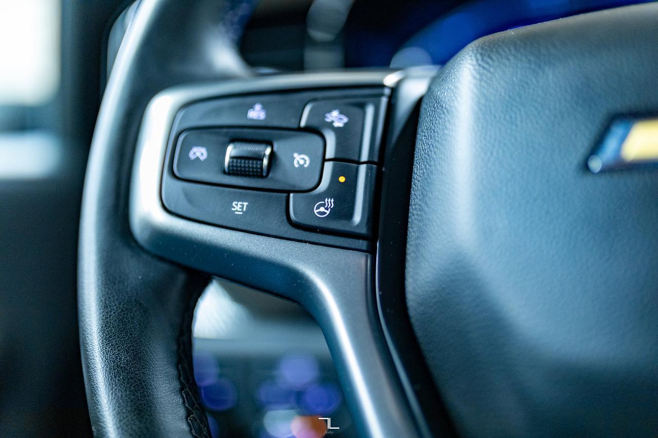 2024 Chevrolet Silverado 3500HD 4x4 Crew Cab LT Diesel Leather Nav BCam Red Deer AB