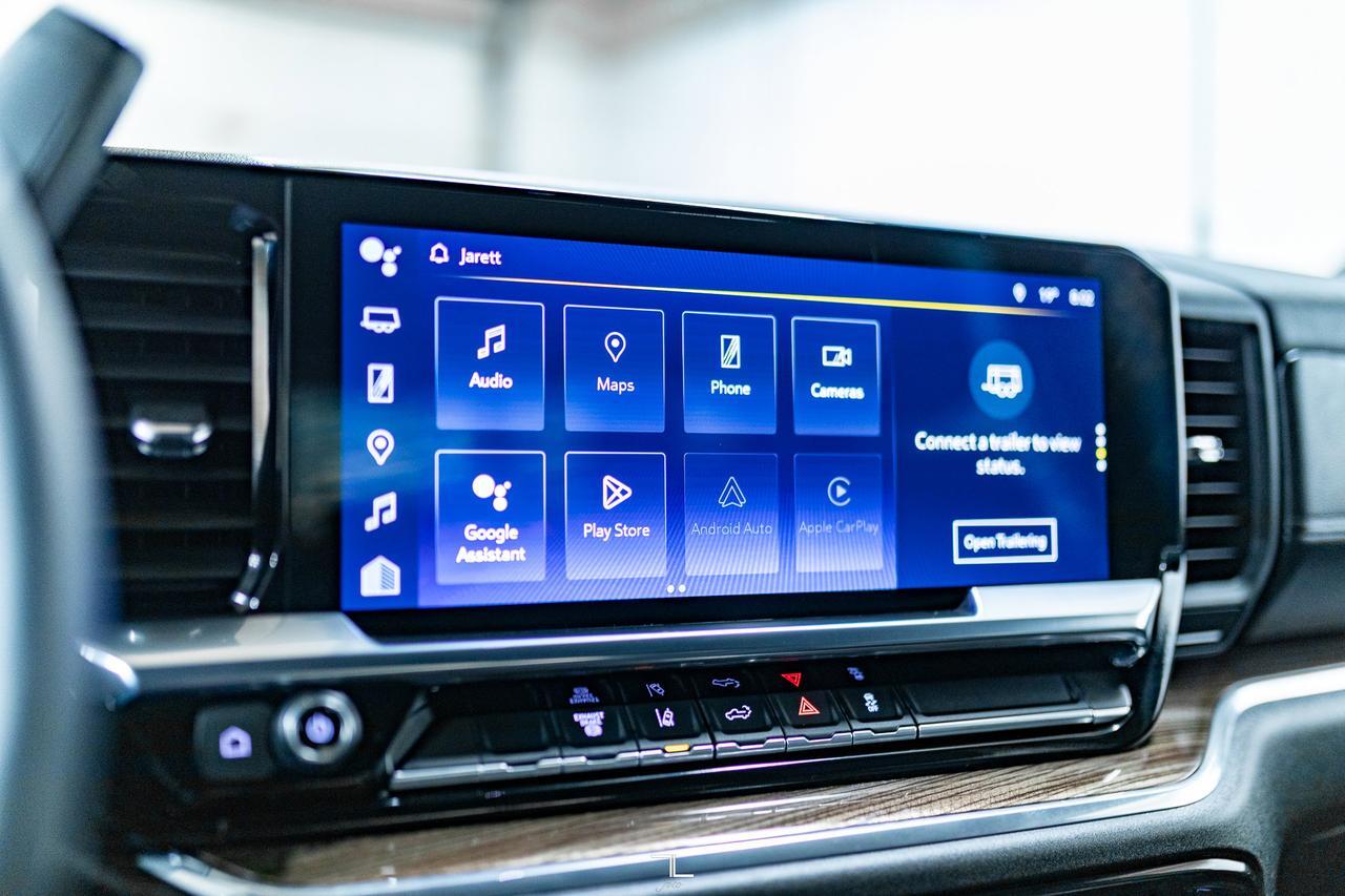 2024 Chevrolet Silverado 3500HD 4x4 Crew Cab LT Diesel Leather Nav BCam Red Deer AB