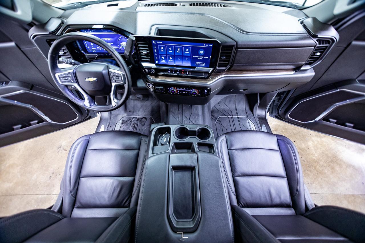 2024 Chevrolet Silverado 3500HD 4x4 Crew Cab LT Diesel Leather Nav BCam Red Deer AB