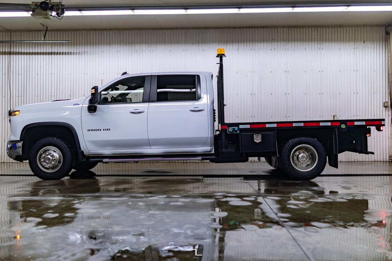 2024 Chevrolet Silverado 3500HD 4x4 Crew Cab LT Dually Deck Diesel BCam Red Deer AB