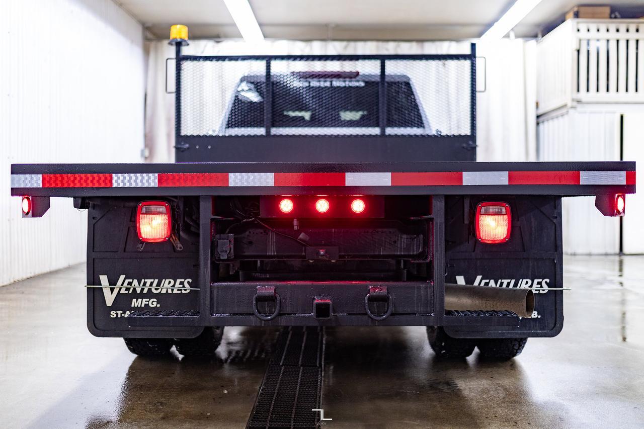 2024 Chevrolet Silverado 3500HD 4x4 Crew Cab LT Dually Deck Diesel BCam Red Deer AB