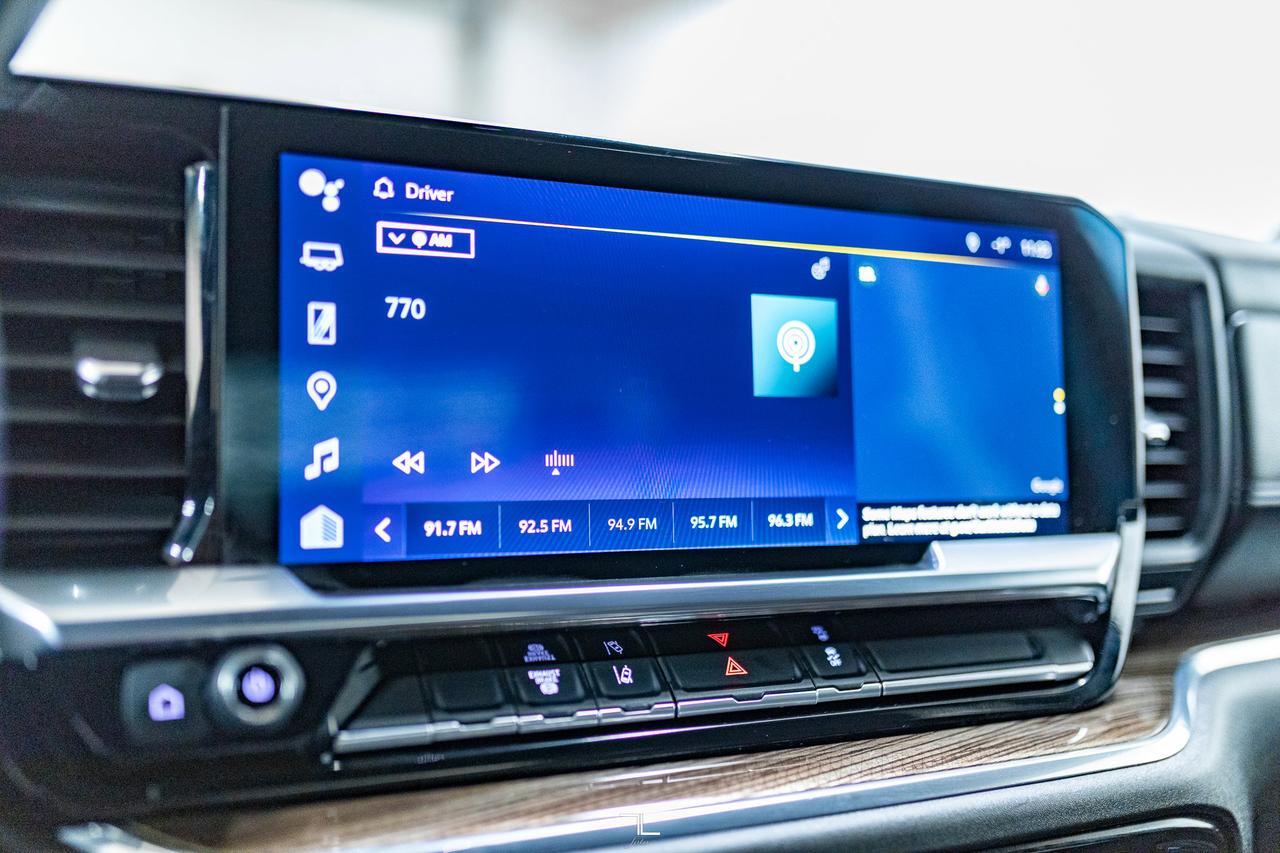 2024 Chevrolet Silverado 3500HD 4x4 Crew Cab LT Dually Deck Diesel BCam Red Deer AB