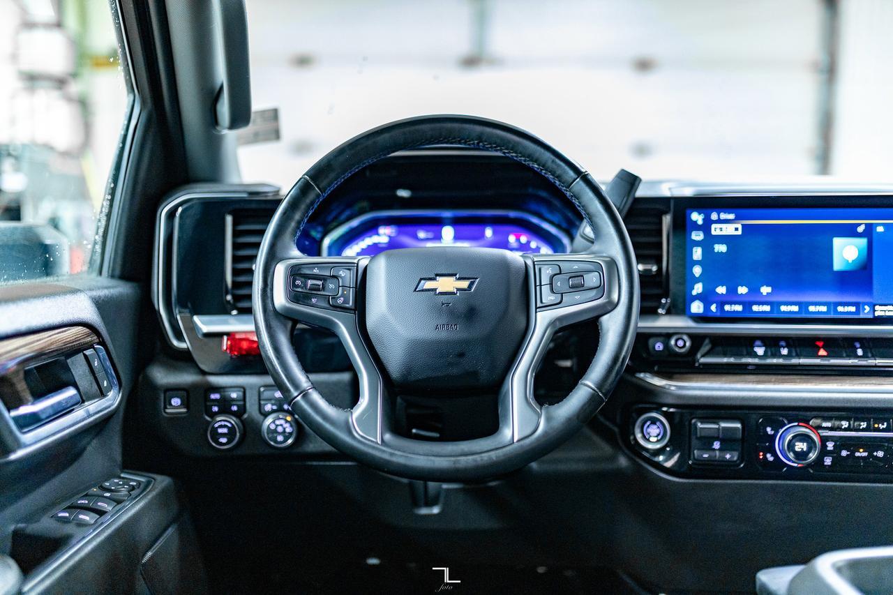 2024 Chevrolet Silverado 3500HD 4x4 Crew Cab LT Dually Deck Diesel BCam Red Deer AB