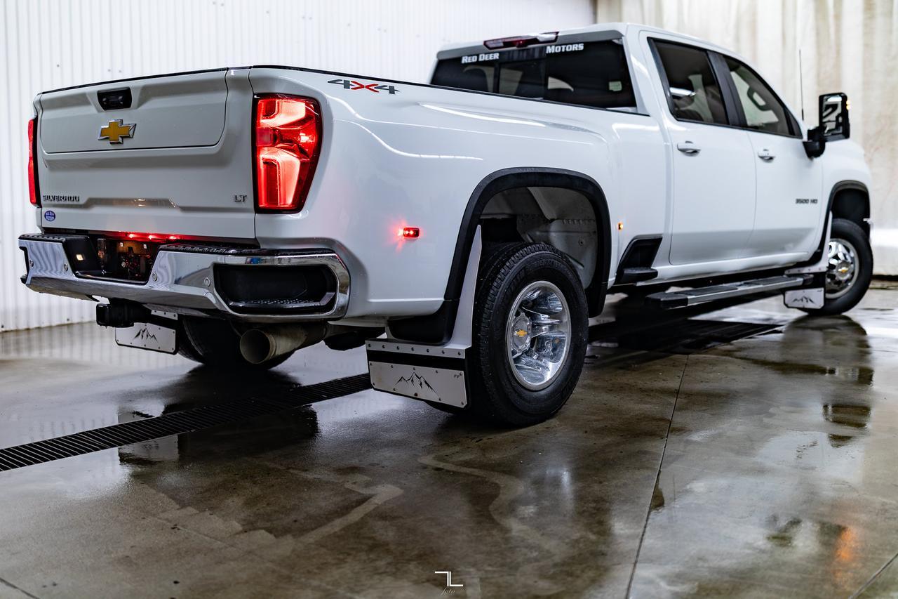 2024 Chevrolet Silverado 3500HD 4x4 Crew Cab LT Dually Diesel Nav BCam Red Deer AB