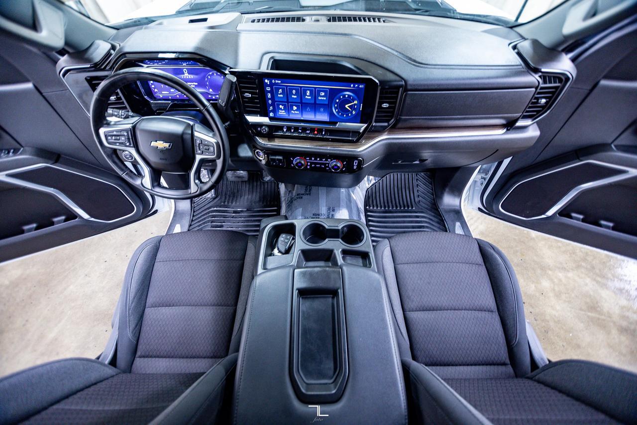 2024 Chevrolet Silverado 3500HD 4x4 Crew Cab LT Dually Diesel PSeat BCam Red Deer AB