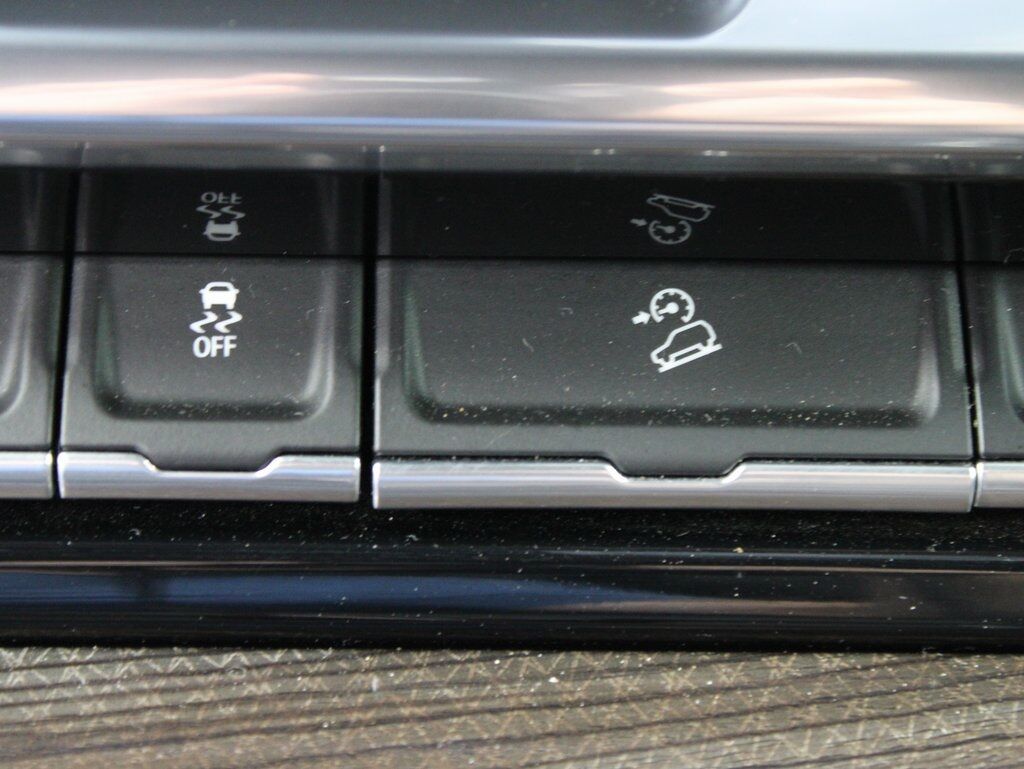 2024 Chevrolet Silverado 3500HD 4x4 Crew Cab LT SRW Fond du Lac WI