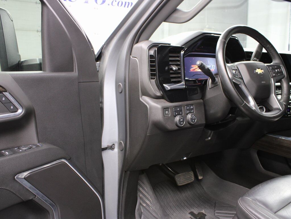 2024 Chevrolet Silverado 3500HD 4x4 Crew Cab LT SRW Fond du Lac WI