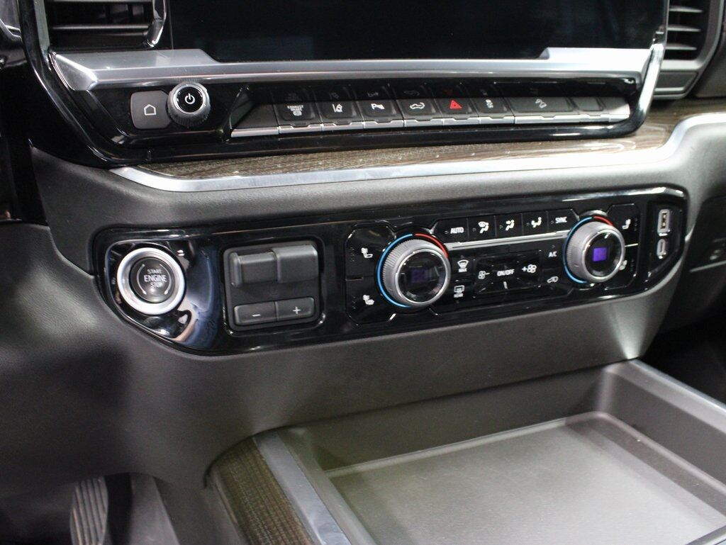 2024 Chevrolet Silverado 3500HD 4x4 Crew Cab LT SRW Fond du Lac WI