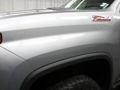 2024 Chevrolet Silverado 3500HD 4x4 Crew Cab LT SRW Fond du Lac WI