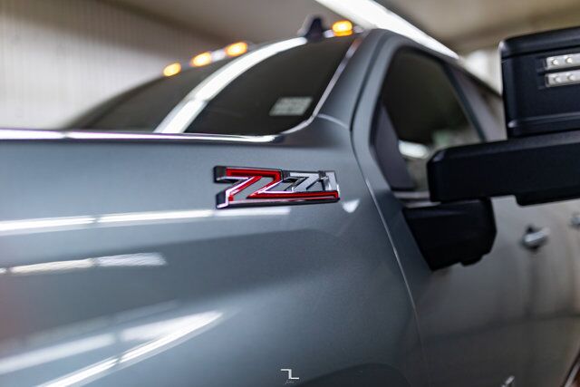 2024 Chevrolet Silverado 3500HD 4x4 Crew Cab LT Z71 Diesel Leather Nav BCam Red Deer AB