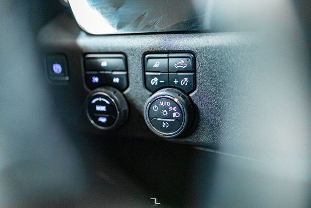 2024 Chevrolet Silverado 3500HD 4x4 Crew Cab LT Z71 Diesel Leather Nav BCam Red Deer AB