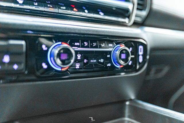 2024 Chevrolet Silverado 3500HD 4x4 Crew Cab LT Z71 Diesel Leather Nav BCam Red Deer AB