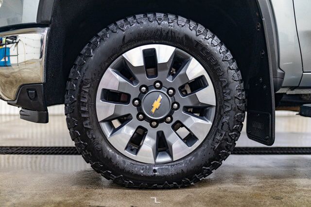 2024 Chevrolet Silverado 3500HD 4x4 Crew Cab LT Z71 Diesel Leather Nav BCam Red Deer AB