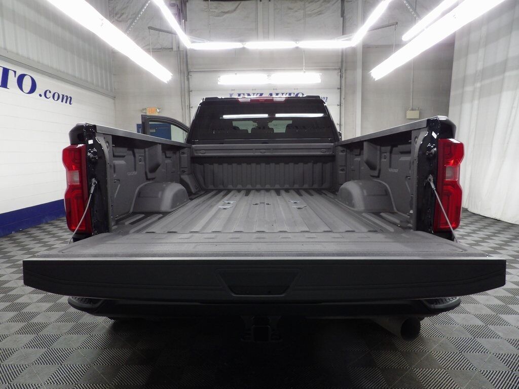 2024 Chevrolet Silverado 3500HD 4x4 Crew Cab Work Truck DRW Fond du Lac WI