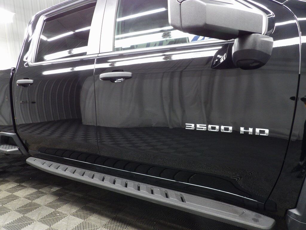 2024 Chevrolet Silverado 3500HD 4x4 Crew Cab Work Truck DRW Fond du Lac WI